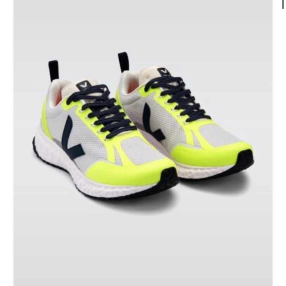 Veja running shoes NWT size 38